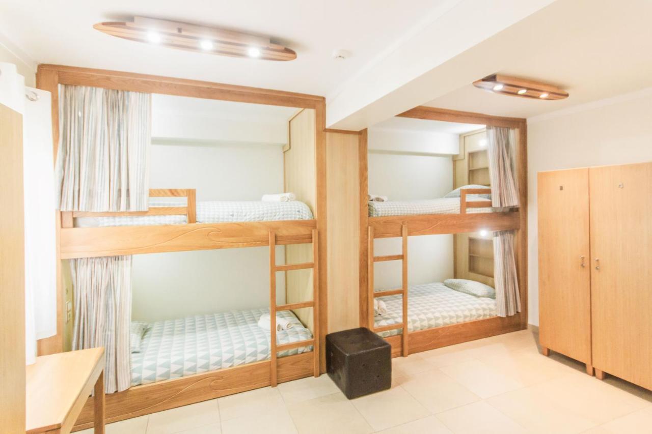 Peniche Surfcamp Hostel Балеал Экстерьер фото