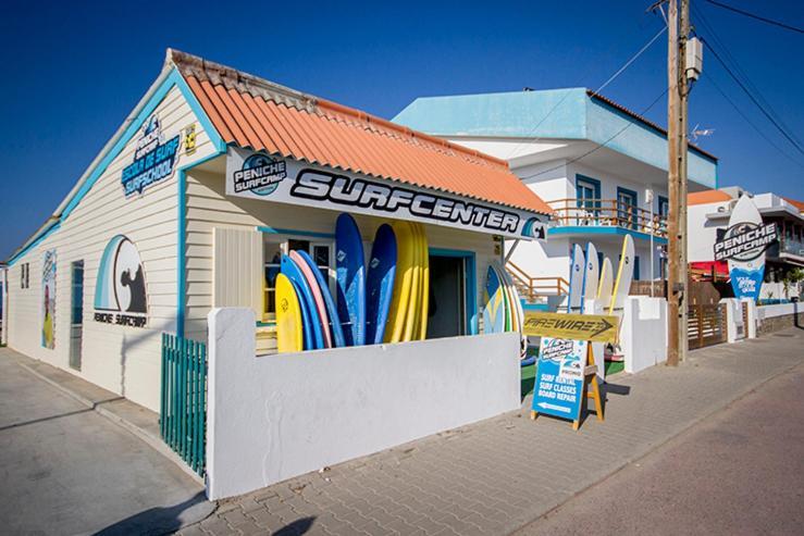 Peniche Surfcamp Hostel Балеал Экстерьер фото